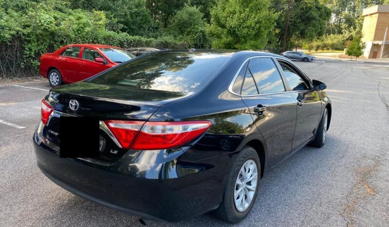 
								2015 Toyota Camry LE Sedan 4D. full									