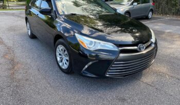 
										2015 Toyota Camry LE Sedan 4D. full									