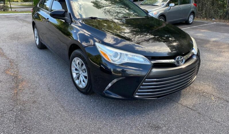 
								2015 Toyota Camry LE Sedan 4D. full									