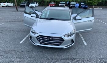 
										2017 Hyundai Elantra SE Value Edition Sedan 4D. full									