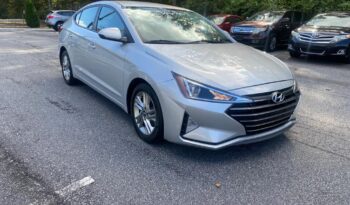 
										2020 Hyundai Elantra SEL Sedan 4D. full									