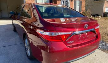 
										2016 Toyota Camry SE full									