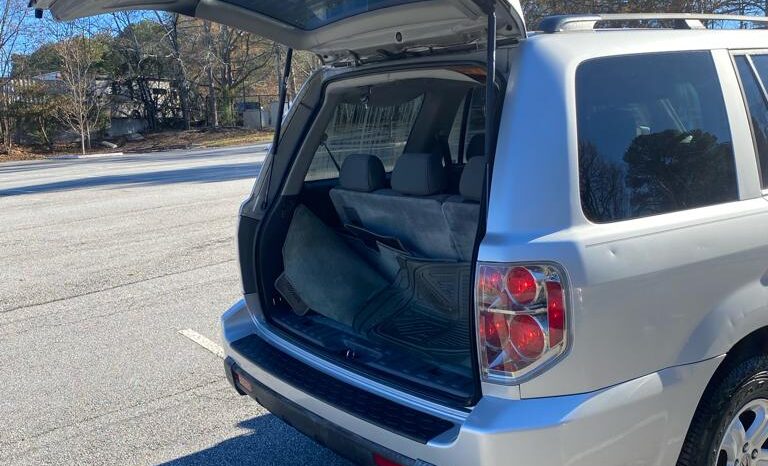 
								2008 HONDA Pilot VP Silver full									