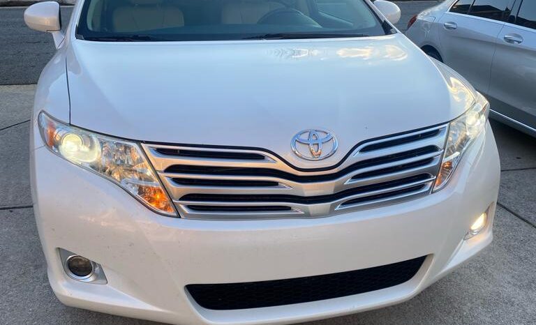 
								2012 Toyota Venza XLE full									