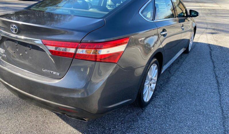 
								2013 Toyota Avalon Limited full									