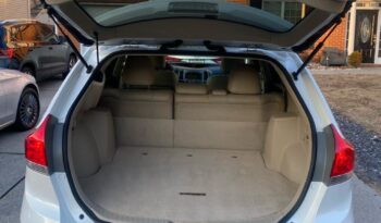 
										2012 Toyota Venza XLE full									