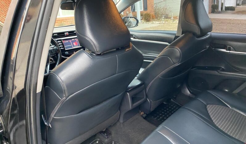 
								2019 TOYOTA CAMRY SE full									