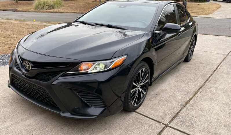 
								2019 TOYOTA CAMRY SE full									