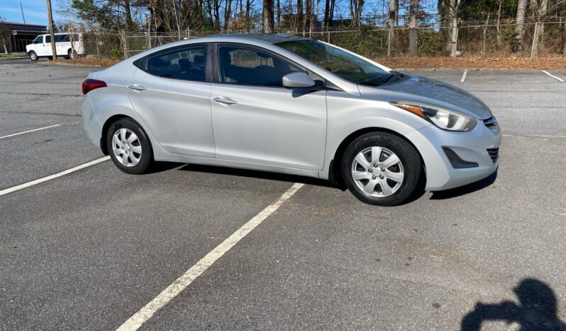 
								2016 HYUNDAI ELANTRA full									