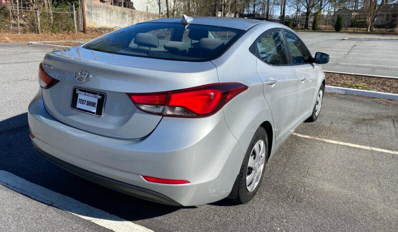 
								2016 HYUNDAI ELANTRA full									