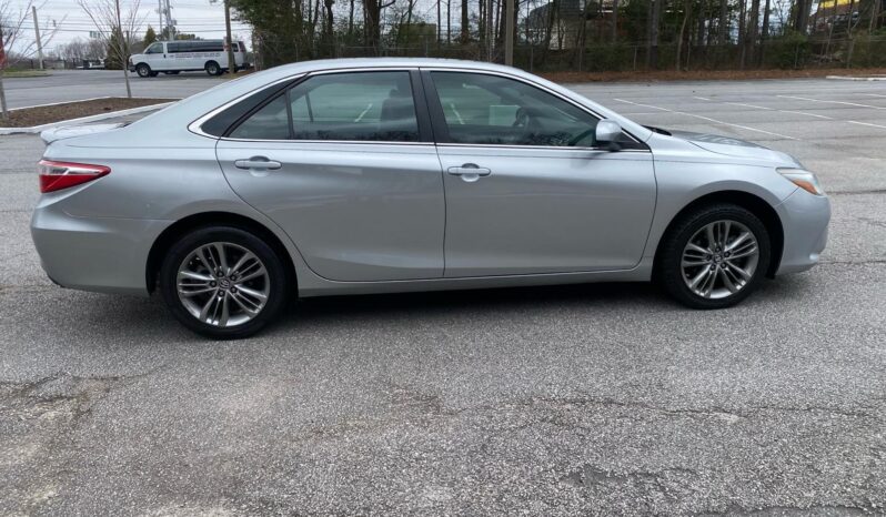 
								2017 Toyota Camry full									