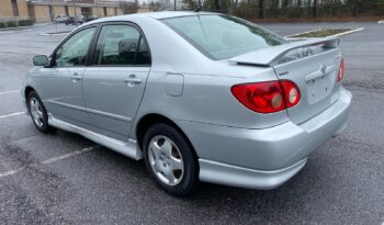 
										2005 Toyota Corolla CE full									