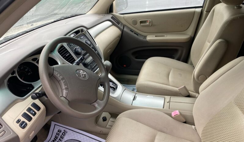 
								2005 Toyota Highlander 4DR V6 full									