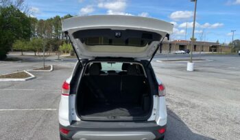 
										2016 Ford Escape SE full									