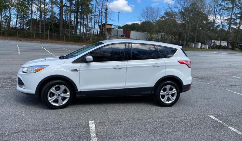 
								2016 Ford Escape SE full									