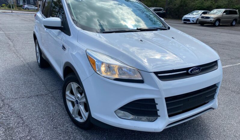 
								2016 Ford Escape SE full									