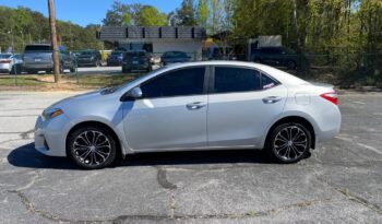 
										2015 Toyota Corolla S full									