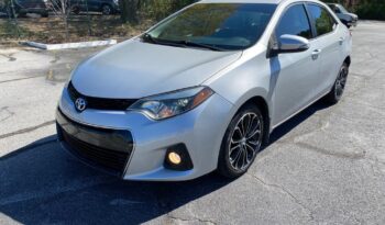 
										2015 Toyota Corolla S full									