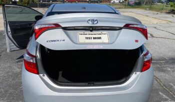 
										2015 Toyota Corolla S full									