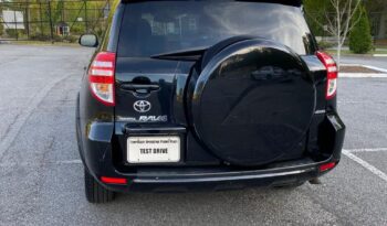 
										2010 Toyota RAV4 LTD full									