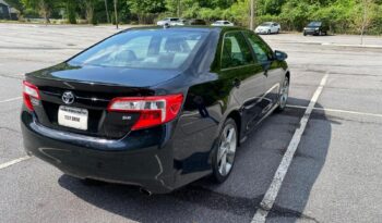 
										2012 Toyota Camry SE full									