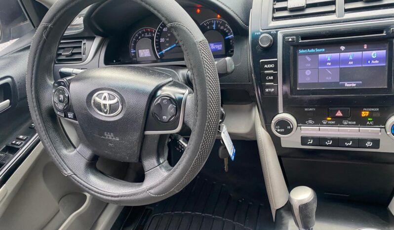 
								2014 Toyota Camry full									