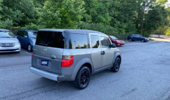 
										2004 Honda Element EX full									