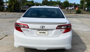 
										2014 Toyota Camry LE full									