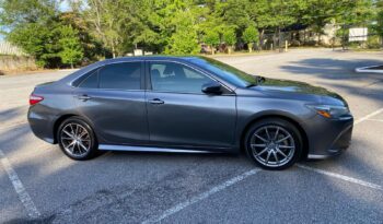 
										2017 Toyota Camry full									