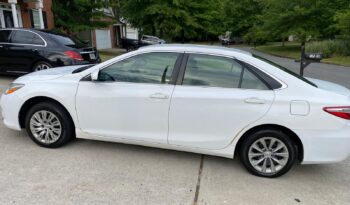 
										2017 Toyota Camry LE full									