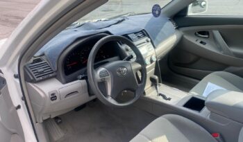 
										2008 Toyota Camry LE full									