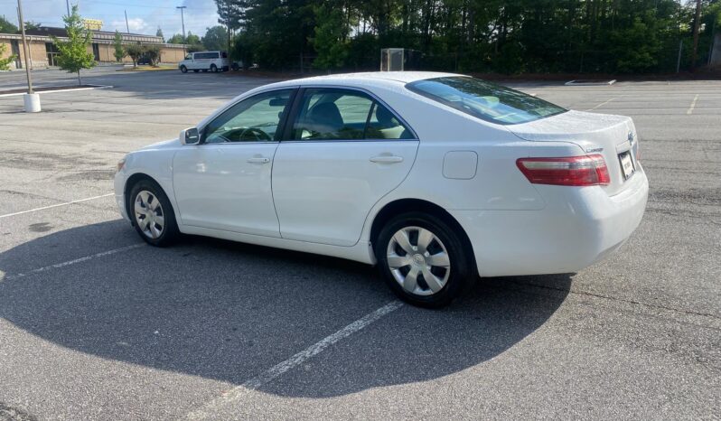 
								2008 Toyota Camry LE full									