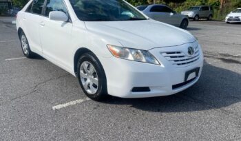 
										2008 Toyota Camry LE full									