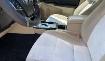 
										2012 Toyota Camry Base full									