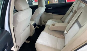 
										2012 Toyota Camry Base full									