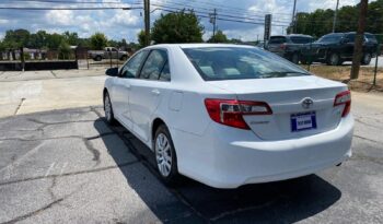 
										2012 Toyota Camry Base full									