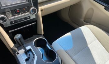 
										2012 Toyota Camry Base full									