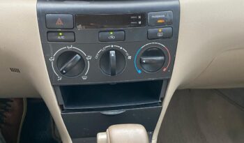 
										2005 Toyota Corolla CE full									