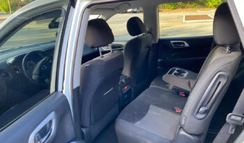 
										2019 Nissan Pathfinder full									