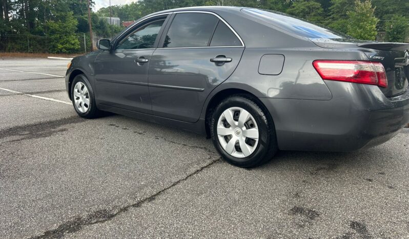 
								2007 Toyota Camry LE full									