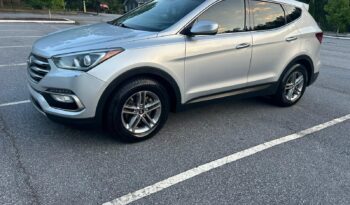 
										2017 Hyundai Santa Fe full									