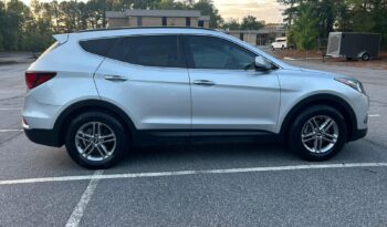 
										2017 Hyundai Santa Fe full									