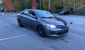 
										2012 Toyota Corolla full									