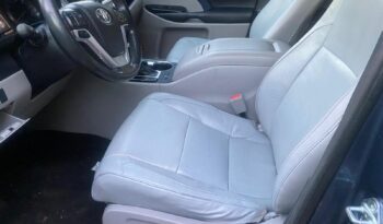 
										2014 Toyota Highlander Limited full									