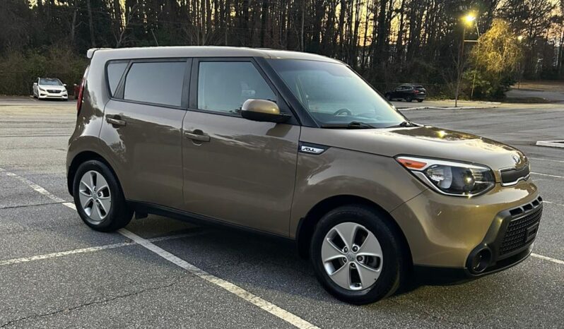 
								2016 KIA Soul 4D Wagon full									