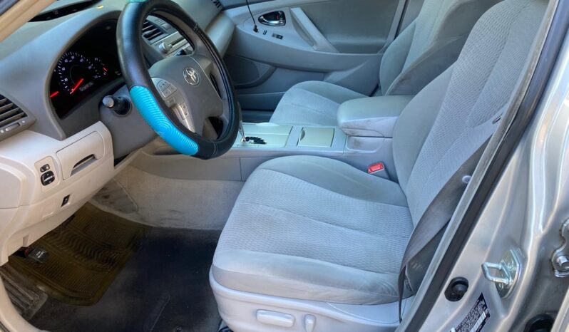 
								2011 Toyota Camry full									