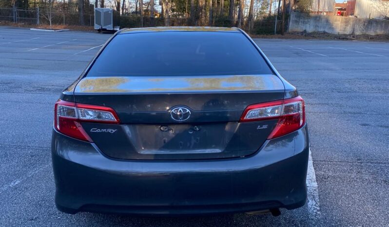 
								2012 Toyota Camry full									