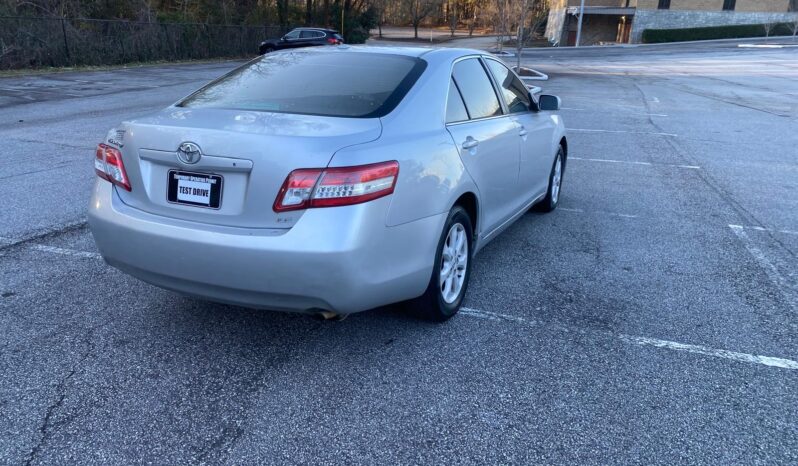 
								2010 Toyota Camry full									