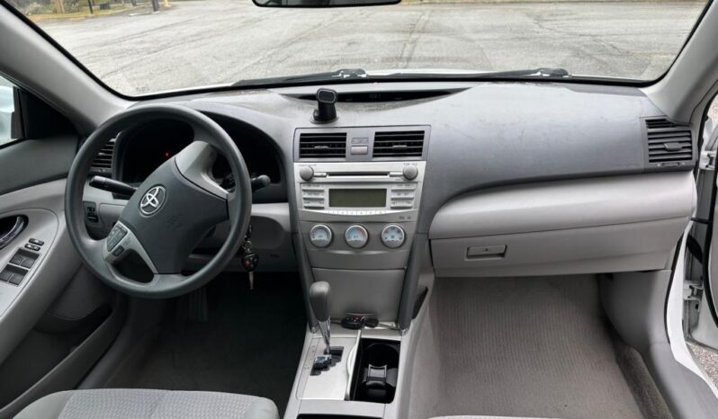 
								2011 Toyota Camry full									
