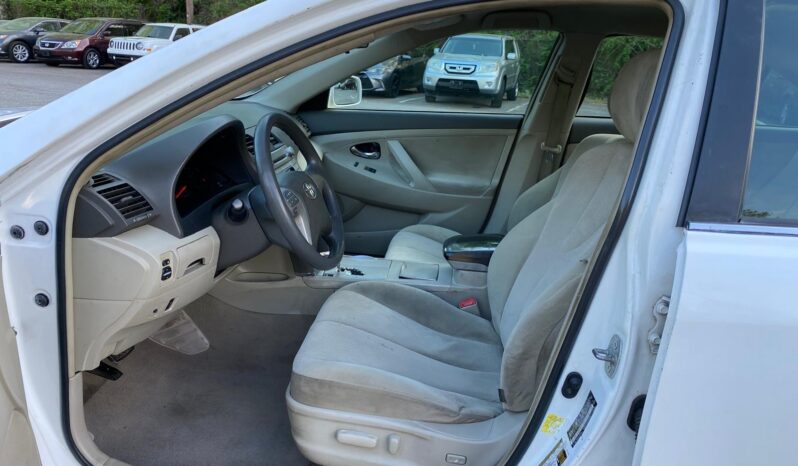 
								2011 Toyota Camry full									